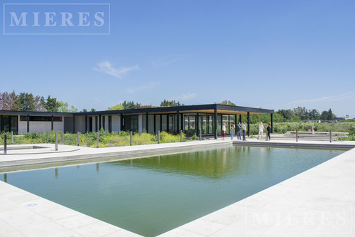 Lote En Venta De 387m² En El Olivar, Pilar