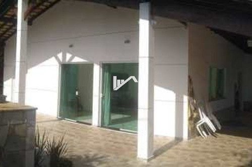 Imagem 6 de 17 de Casa Na Praia Com Piscina