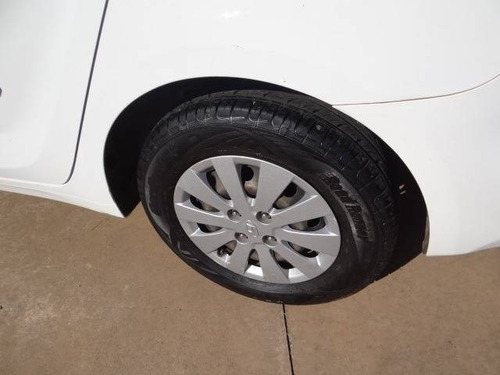 Imagem 15 de 15 de Hyundai Hb20s 1.0 Unique 12v Flex 4p Manual