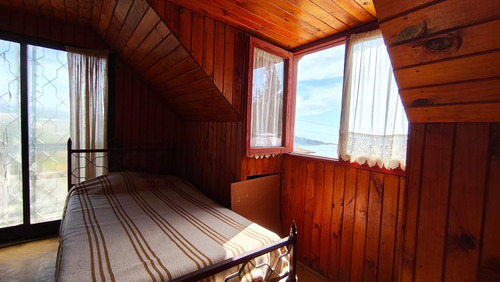 Casa En Venta De 3 Dorm. En Horcón