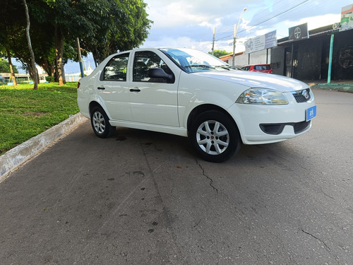 Fiat Siena 1.0 El Flex 4p
