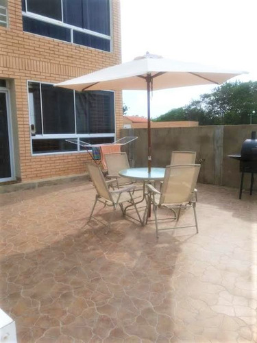 Imagen 2 de 15 de Apartamento Vacacional En Venta En Bosquemar
