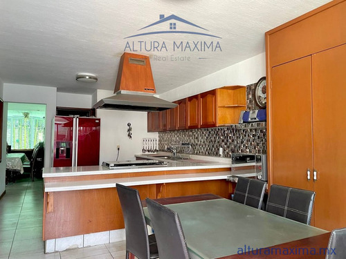 Casa En Venta En Arcos De Guadalupe Zapopan