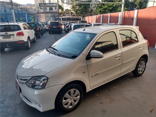 Toyota Etios 1.3 X 16v Flex 4p Manual