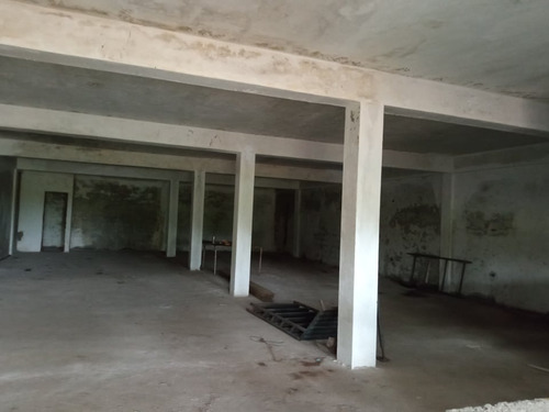 Imagen 5 de 19 de Edificio En Ven Av. Libertador San Felix