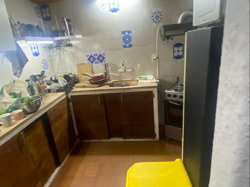 Venta Casa 4 Dormitorios 2 Baños Pocitos (ex Hostel)