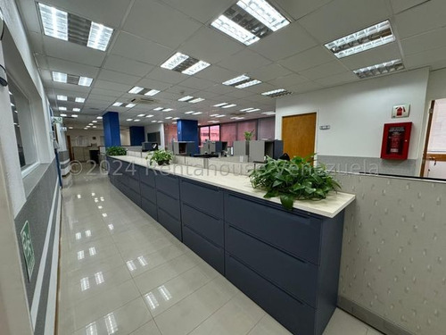Edificio Moderno Con Terraza En Venta Los Dos Caminos Caracas Oportunidad De Inversion