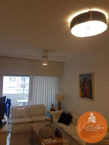Imagen 3 de 24 de Departamento De 2 Dormitorios En Venta.