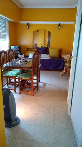 Imagen 2 de 6 de Vendo Departamento 2 Ambientes