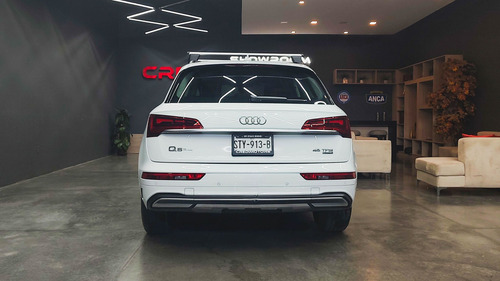 Audi Q5 2.0 S line Quattro At