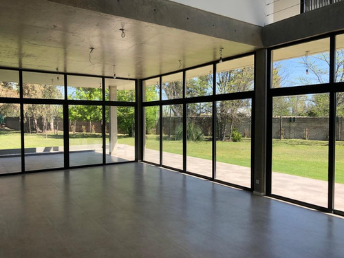 Imagen 11 de 17 de Hermosa Casa Minimalista 4 Amb. Club De Campo Los Pinguinos
