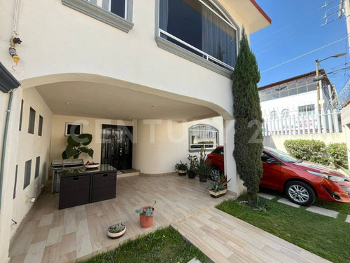 Casa En Renta Para Oficina San Jerónimo Chicahualco, Metepec, Estado De México