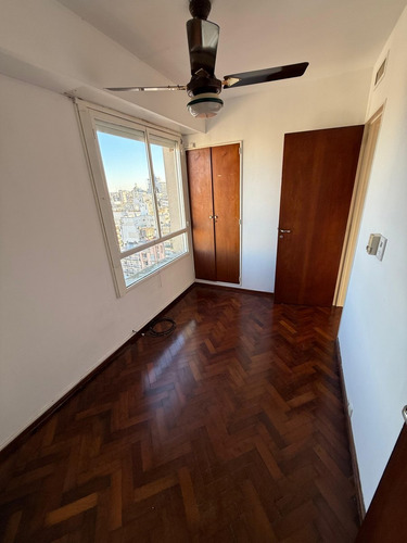 Urquiza 1159 16 - 05 - Departamento De 3 Dormitorios + Cochera - En Alquiler - $ 650.000