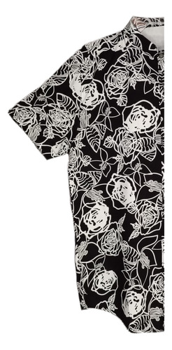 Camisa Hawaiana Negra Con Flores Blancas Y Ojas