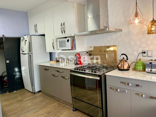 Venta Casa 4 Dormitorios, Playa Mansa, Punta Del Este- Ref: 1560