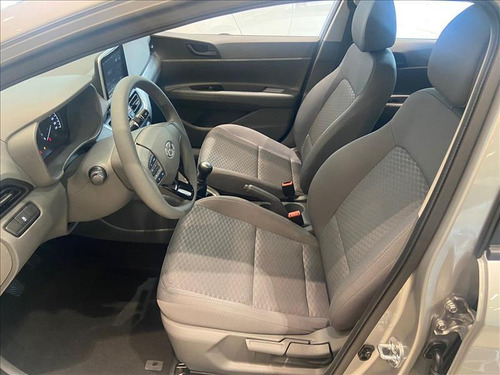 Imagem 6 de 8 de Hyundai Hb20s 1.0 12v Vision