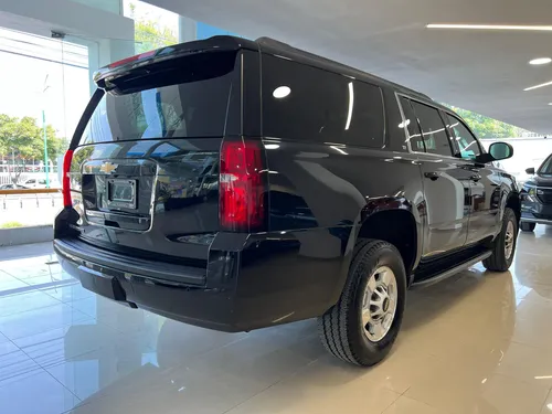 Chevrolet Suburban 6.0 V8 HD Piel 2 Fila Asientos 4x4 At