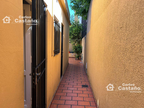 Exc. Casa En Ph De 3 Amb. Con Entrada Independiente (sin Expensas).