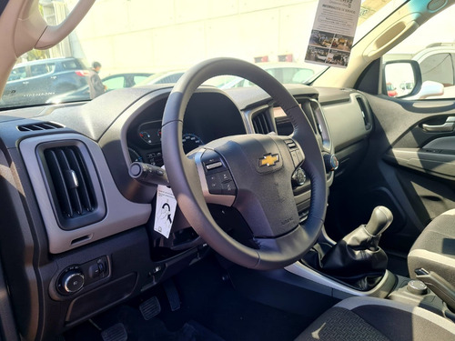 Imagen 16 de 19 de Nueva Chevrolet S10 Lt 2023 4x2 Manual 0km 2022 200 Cv Smt5