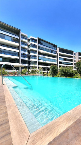 Departamento En Venta 4 Dorm. Portal La Dehesa Barnechea