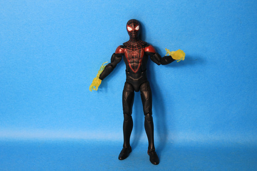 Spiderman Miles Morales Gameverse Marvel Legends (Usado)
