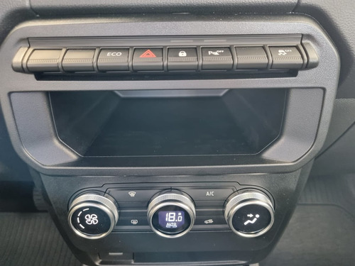 Imagen 12 de 20 de Renault Oroch Intens Outsider 1.3 2023 0km