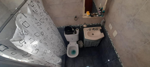Casa Multifamiliar En Buena Ubicacion En Chilavert