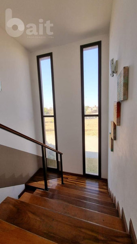 Imagen 7 de 29 de Venta Casa De 4 Dormitorios Con Pileta En Los Aromas, Valle Escondido!
