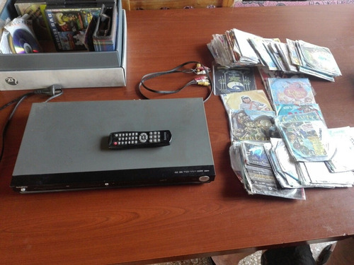 Reproductor Dvd Sanyo Modelo 9309a Con 70 Cd Aprox.