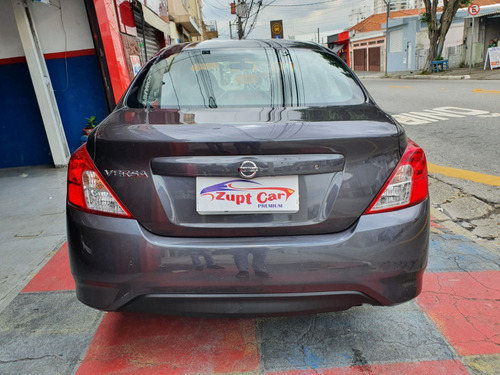 Nissan Versa 1.0 12v Conforto 4p