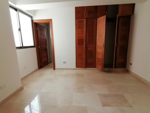 Cacicazgos, 3 Habs, Cada Una Con Su Baño, Prox A La Anacaona