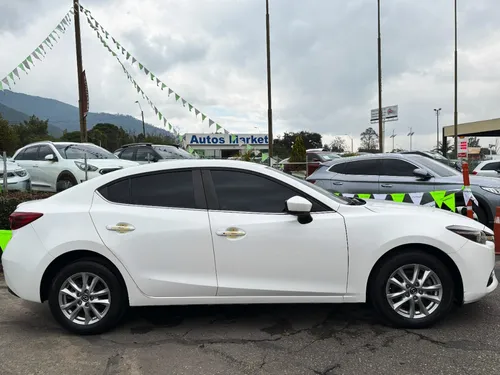 Mazda 3 Touring