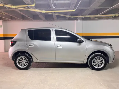 Renault Sandero 1.6 Life Plus