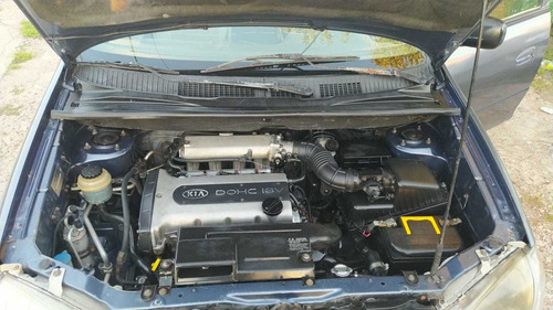 Kia Carens 1.8 Ls 2002