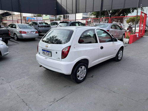Imagem 4 de 15 de Chevrolet Celta 1.0 Mpfi Life 8v Flex 2p Manual