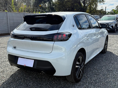 Peugeot 208 1.6 Road Trip At