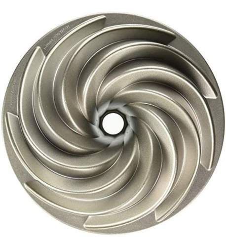 Nordic Ware Platinum Collection Heritage Bundt Pan