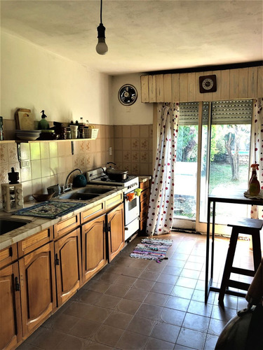 Venta Casa 4 Amb Parq, Pil Y Loc. Com Bella Vista!