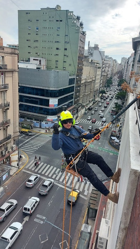 Imagen 6 de 10 de Pintor Profesional Impermeabilizacion. Silletero Hidrolavado