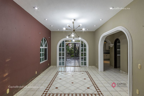 Casa En Venta O Renta En Bugambilias Zona Sur Lujo