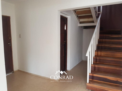 La Granja - Casa En Venta De Cuatro Dormitorios Con Pileta