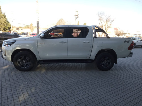 Toyota Hilux Pick-Up 2.8 Cd Srv 204Cv 4X4