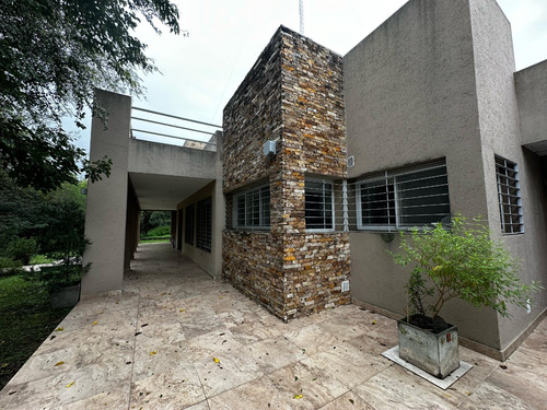 Finca Con Vivienda E Infraestructura Para Proyecto Comercial