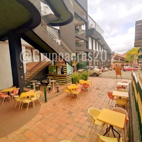En Venta Fondo De Comercio Destinado Para Bar - Restaurant - Café De Gran Trayectoria En Carrizal. Of