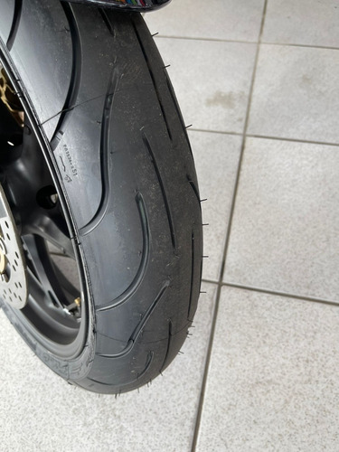 Imagem 4 de 9 de Honda Hornet 2013