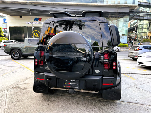 Land Rover Defender First Edition 2020