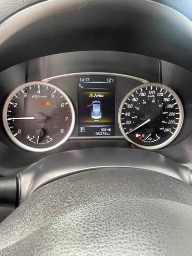Imagen 14 de 18 de Nissan Sentra Exclusive Cvt 2016