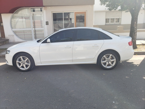 Imagen 3 de 12 de Audi A4 2011 2.0 Attraction T Fsi 211cv Manual