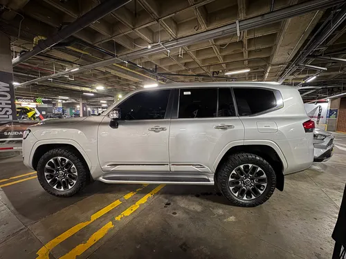 Toyota Lc 300