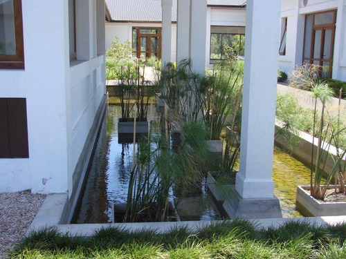 Lencke Vende - Albanueva-excelente Lote Al Rio Con Amarra, Frente A La Bahia Del Club House.